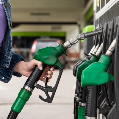 Πώς θα βρεις την πιο φθηνή βενζίνη με ένα κλικ στο κινητό σου;