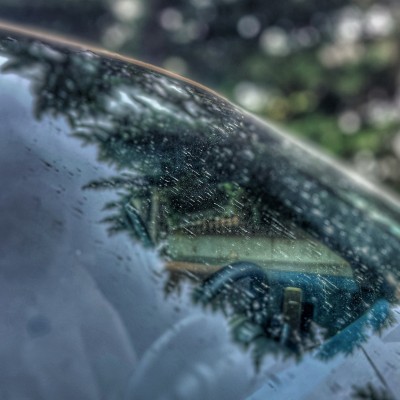 Πώς καθαρίζω το παρμπρίζ από τα μυγάκια