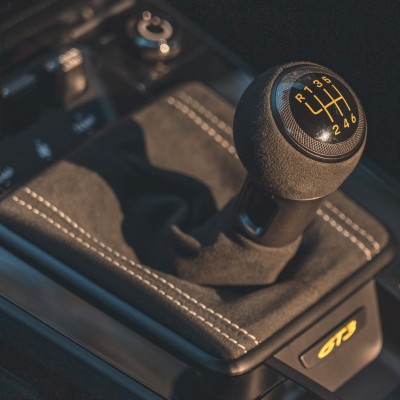 Γιατί χαλάει ο συμπλέκτης – Το μεγαλύτερο λάθος που κάνουμε