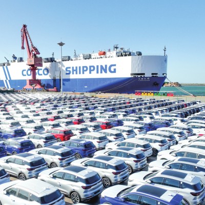 H 2η χώρα μετά τις ΗΠΑ που επιβάλλει 100% δασμούς στους Κινέζους – Και στα Tesla made in China…