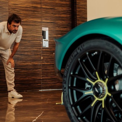 Το νέο αυτοκίνητο 3,5 εκατ. του Alonso - Σε ποια χώρα απαγορεύεται να κυκλοφορεί;