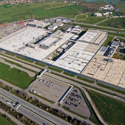 Η χώρα με τα 4 εργοστάσια αυτοκινήτων και μισθό 420 ευρώ - Είναι στην πόρτα μας