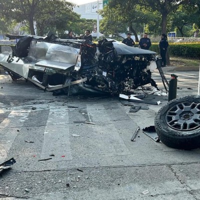 Τρομερό τρακάρισμα με Cybertruck – Δεν το αναγνώρισε ούτε η Tesla