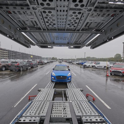 Έρχονται αυξήσεις φωτιά από το 2025 στα βενζινοκίνητα μοντέλα – Με το ζόρι ηλεκτρικά