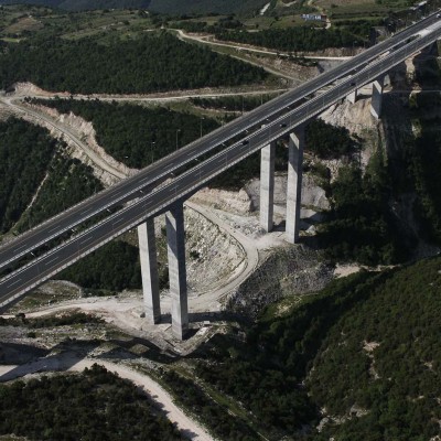 Η «γυμνή» γέφυρα της Ελλάδας με ύψος 94 μέτρα και μήκος 456 μέτρα – Τι παράξενο έχει