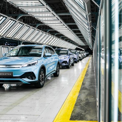 Το ιστορικό ρεκόρ της BYD – Πως έβγαλε 5,5 δις σε μερικές ώρες