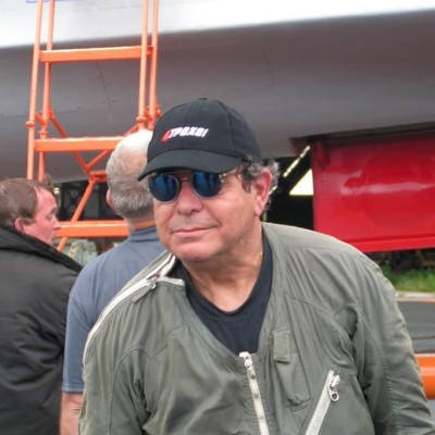 Πέθανε ο Κώστας Καββαθάς, ο εκδότης των «4 Τροχών»