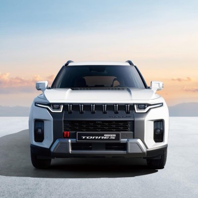 Πότε έρχεται το υβριδικό KGM Torres στην Ελλάδα