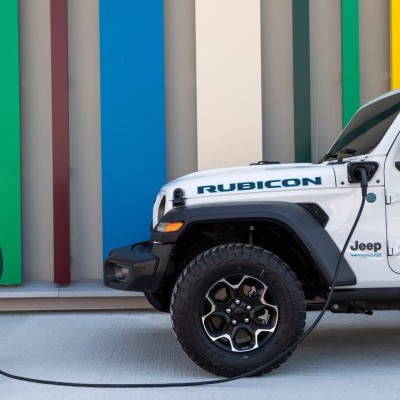 Φωτιά σε plug-in hybrid προκάλεσε ζημιές αξίας 275.000 – Στις εγκαταστάσεις της Google