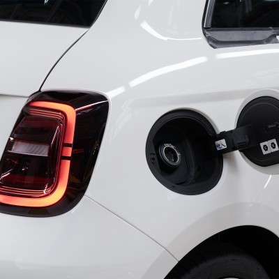 Το ντεπόζιτο επιστρέφει στο FIAT 500 – Η μεγάλη απόφαση των Ιταλών