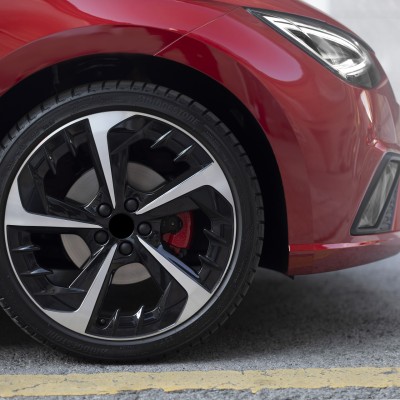 Το διαχρονικό supermini με τιμή κάτω από 16.500 ευρώ - Ποιο είναι;