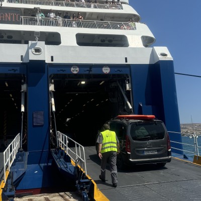 740 ευρώ για να πάει μια οικογένεια σε νησί! Πόσο κοστίζει το αυτοκίνητο;