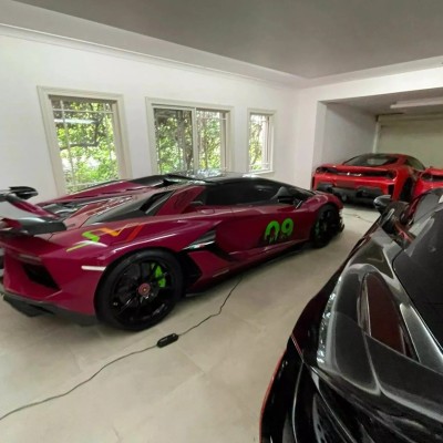 Φαρμακοποιός πήρε επιδοτήσεις για να αγοράσει Ferrari και Lamborghini