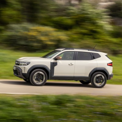 Νέοι κινητήρες για το Dacia Duster στην Ελλάδα – Όλες οι τιμές και οι εκδόσεις