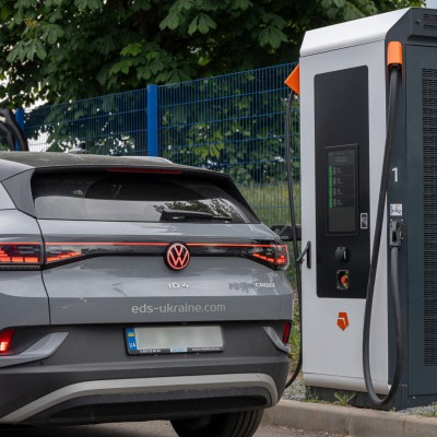 Ουκρανία: Πουλήθηκαν 32.000 ηλεκτρικά αυτοκίνητα σε 6 μήνες - Τι συμβαίνει