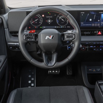 Το οικογενειακό SUV της Hyundai που παίρνεις με 421 ευρώ τον μήνα