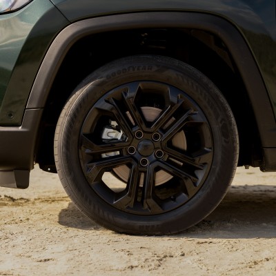 Ποιο SUV έχει έκπτωση 10.000 ευρώ στην Ελλάδα; Είναι PHEV και 4X4