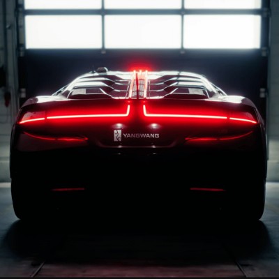 Τι κάνουν οι Κινέζοι; Πουλάνε το ταχύτερο αυτοκίνητο του κόσμου για 1,2 εκατ. ευρώ