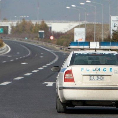 Εθνική οδός: Οδηγός πήρε πρόστιμο 2.350 ευρώ και έχασε το δίπλωμα μέχρι το 2027- Δείτε τι έκανε