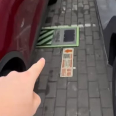 Video: Αμερικάνος παθαίνει σοκ με το πάρκινγκ στην Κίνα - Η μεγαλοφυής ιδέα