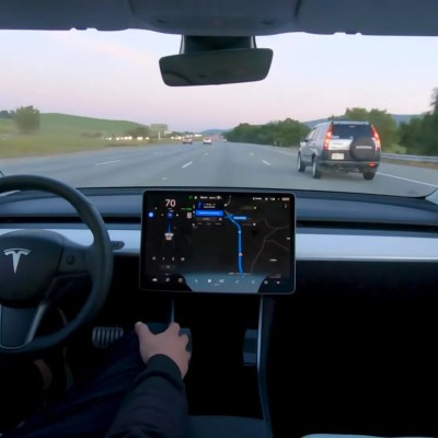 Διέσχισε τις ΗΠΑ αποκλειστικά με αυτόνομη οδήγηση! Πόσα χιλιόμετρα κάλυψε;