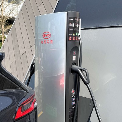 Επίσημο: Η BYD βάζει τους σούπερ φορτιστές στην Ευρώπη – Φορτίζουν σε 5 λεπτά