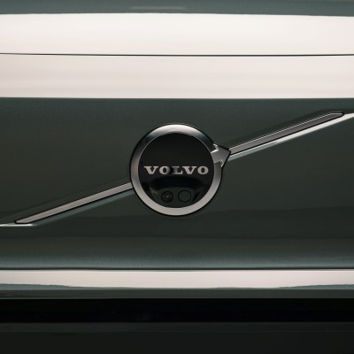 Πώς η Volvo έλυσε το μεγαλύτερο πρόβλημα – Τι έκανε με τις πόρτες;