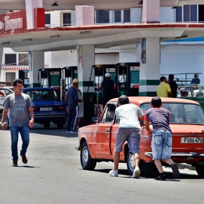Κούβα: Τα μόνα οχήματα που κινούνται είναι τα ηλεκτρικά