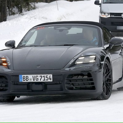 Η ηλεκτρική Porsche Boxster είναι ζωντανή – Κι αυτός ο άνθρωπος την έχει οδηγήσει