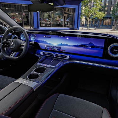 Αυτή είναι η Mercedes με την τελειότερη οθόνη - Έχει 10 εκατ. pixel