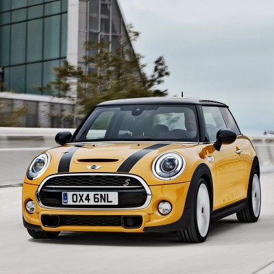 Το νέο Mini “γράφει” στο φακό