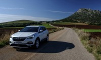 GOCAR TEST DRIVE - Opel Grandland X 1.2 Turbo