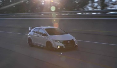 Honda Civic Type R 2015 - Driving