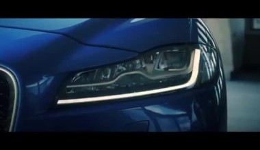 Jaguar F-PACE video debut 2015